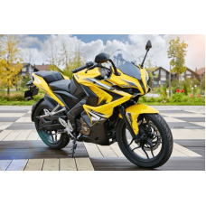 Мотоцикл Bajaj Pulsar RS200 (Індія)