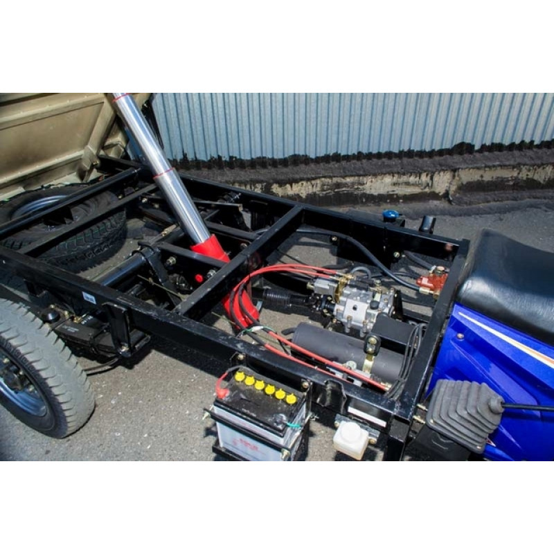 Вантажний трицикл бензиновий Геркулес Q3 200 200cc
