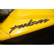 Мотоцикл Bajaj Pulsar RS200 (Індія)